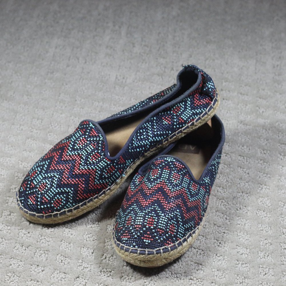 Dolce Vita Size 8 Colorful Woven Embroidered Espadrille Loafer Flats